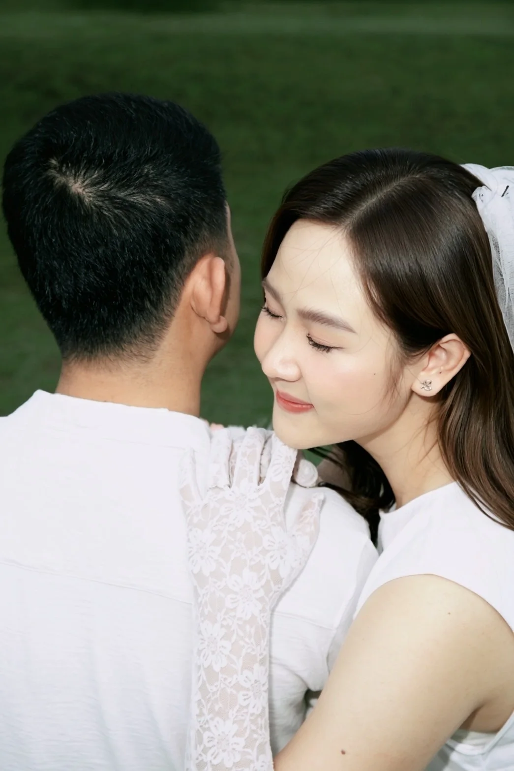 ภาพพรีเวดดิ้งกล้วยและก้าว: อ้อมกอดที่คุ้นเคย